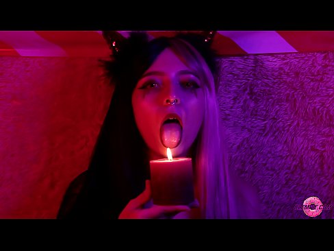❤️ Succubus Sexy-ren Pumada Sutsua Ahoa betetzearekin ❤ Super pornoa gugan ❌