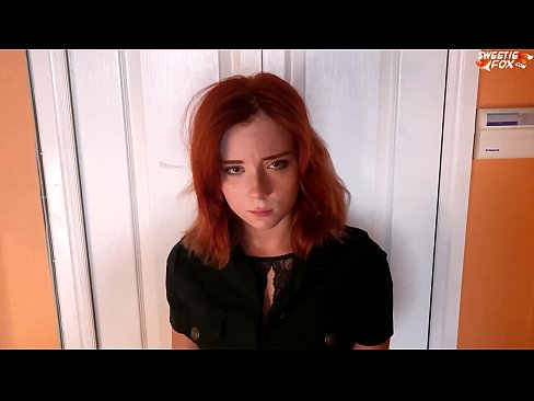 ❤️ Segurtasun zaindariak emakume polita zigortu zuen dendak lapurtzeagatik - Ahoan esperma ❤ Super pornoa gugan ❌
