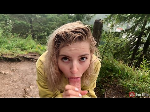 ❤️ Neskak esperma irensten du puzker publiko baten ondoren - Eva Elfi ❤ Super pornoa gugan ❌